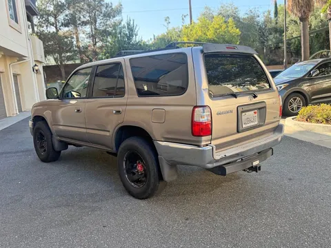 2001 Toyota 4Runner SR5 Premium Sport Utility 4D