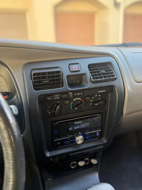 2001 Toyota 4Runner 3rd Gen - Image 7 of 7