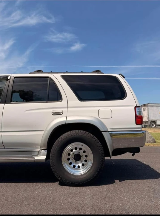 2001 Toyota 4Runner 3rd Gen - Image 4 of 7