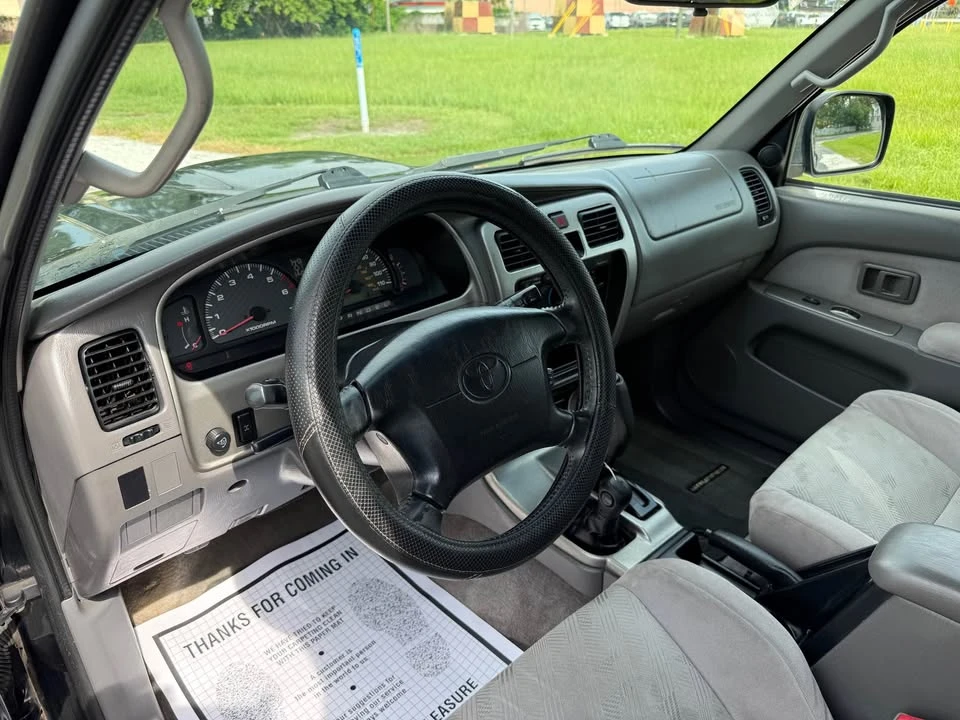 2001 Toyota 4Runner 3rd Gen - Image 11 of 19