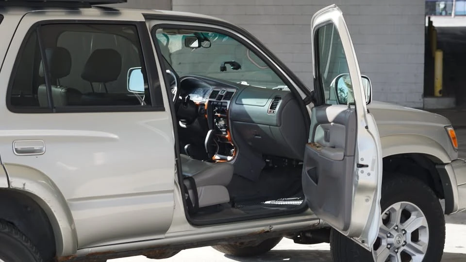 2001 Toyota 4Runner 3rd Gen - Image 12 of 20