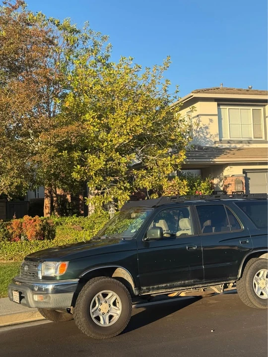 2001 Toyota 4Runner 3rd Gen - Image 3 of 13