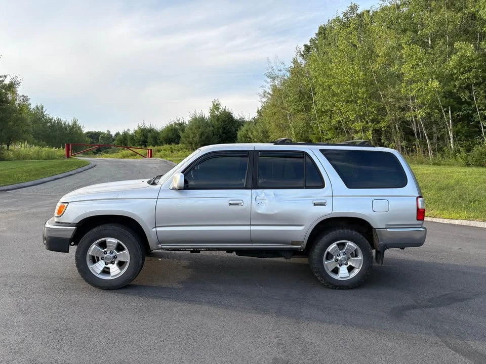 2001 Toyota 4Runner 3rd Gen - Image 5 of 14