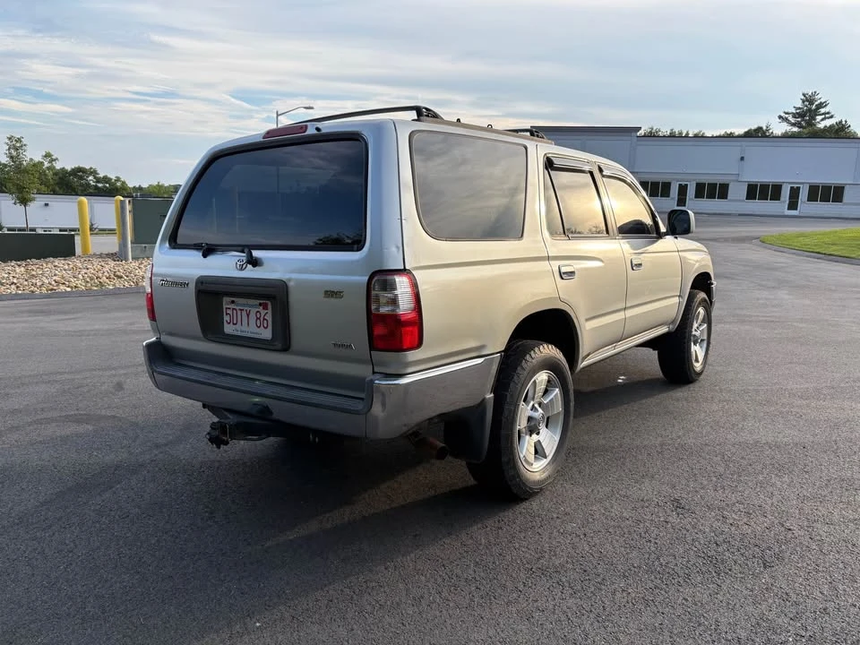 2001 Toyota 4Runner 3rd Gen - Image 2 of 14