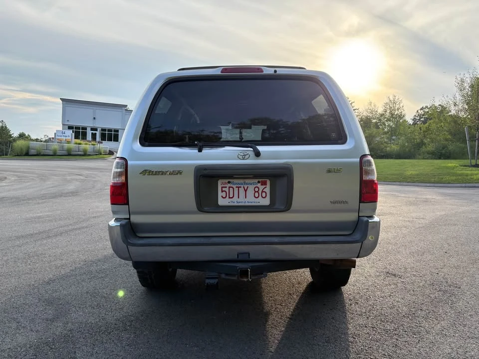 2001 Toyota 4Runner 3rd Gen - Image 4 of 14