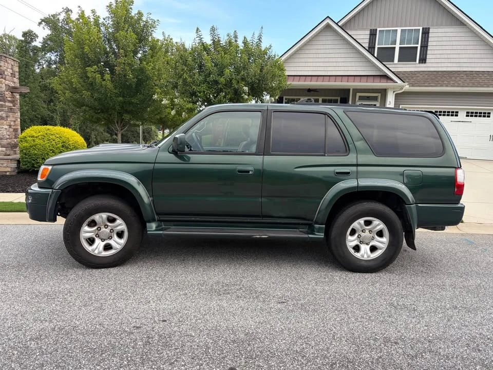 2001 Toyota 4Runner 3rd Gen - Image 2 of 5