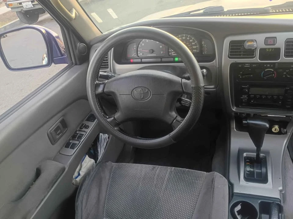 2001 Toyota 4Runner 3rd Gen - Image 10 of 14