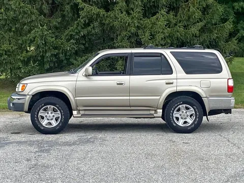 2001 Toyota 4Runner SR5 Sport Utility 2D