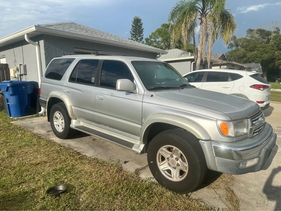 2001 Toyota 4Runner 3rd Gen - Image 3 of 11