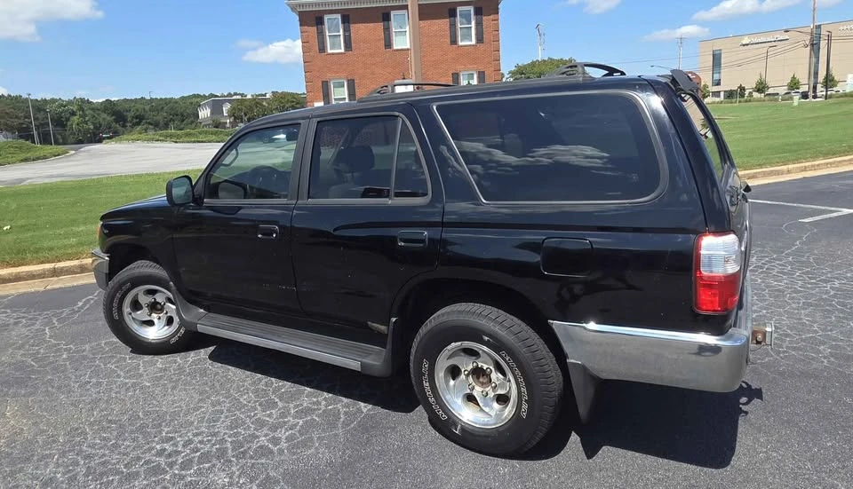 2001 Toyota 4Runner 3rd Gen - Image 3 of 9