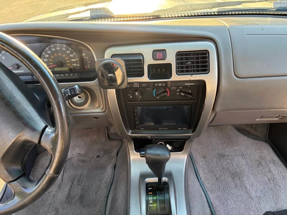2001 Toyota 4Runner 3rd Gen - Image 6 of 9