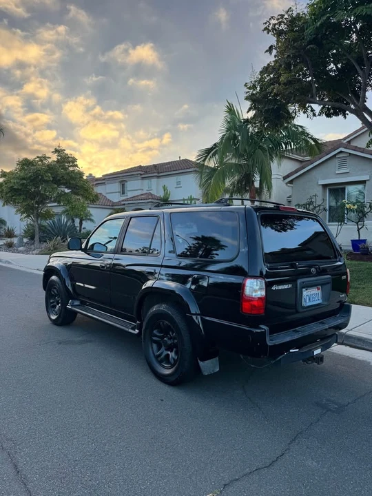2001 Toyota 4Runner 3rd Gen - Image 3 of 14