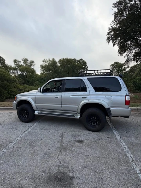 2001 Toyota 4Runner 3rd Gen - Image 2 of 20