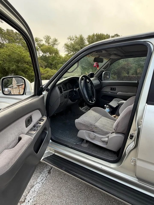 2001 Toyota 4Runner 3rd Gen - Image 13 of 20