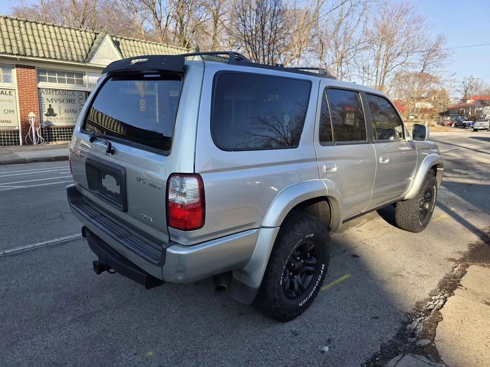 2001 Toyota 4Runner 3rd Gen - Image 5 of 19