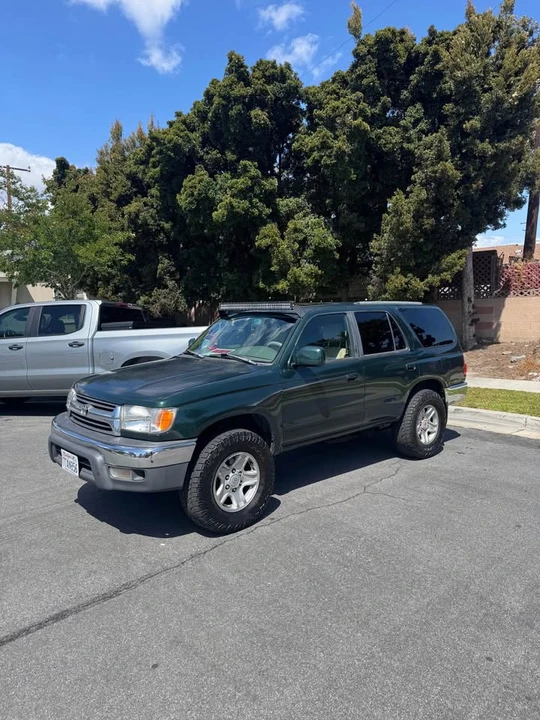 2001 Toyota 4Runner 3rd Gen - Image 3 of 10