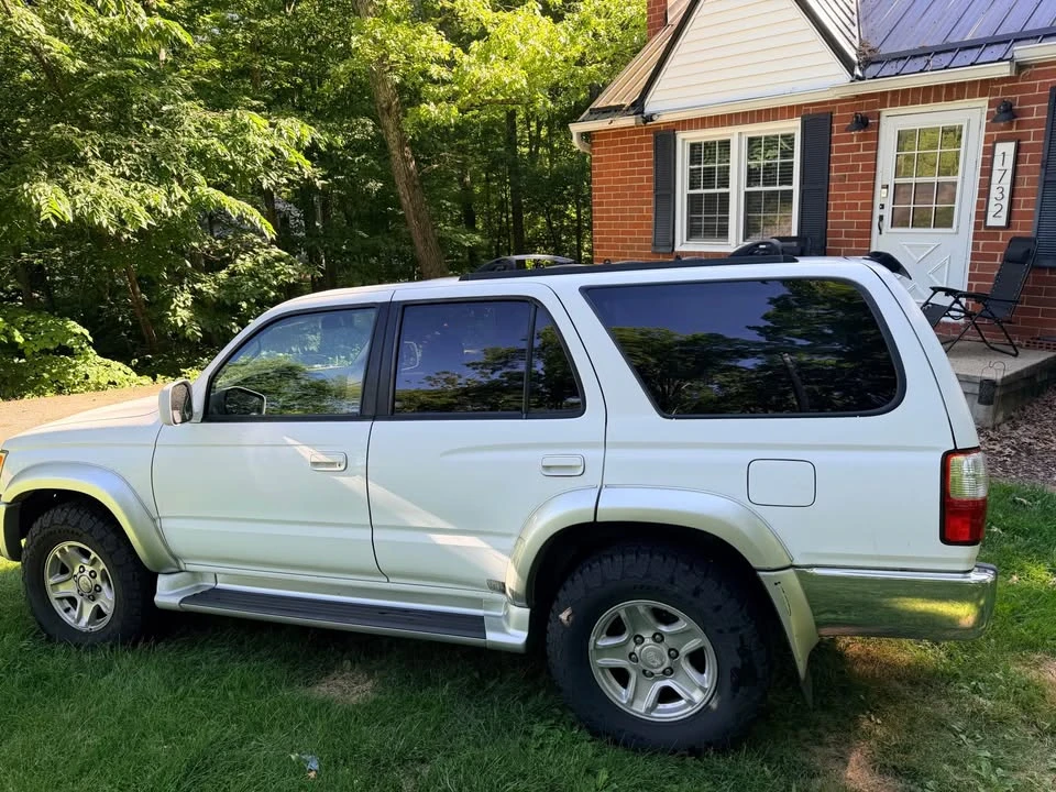 2001 Toyota 4Runner 3rd Gen - Image 3 of 8
