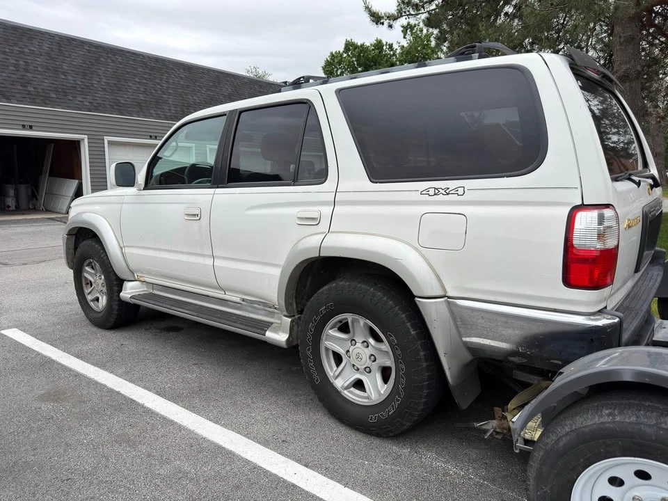 2001 Toyota 4Runner 3rd Gen - Image 6 of 14