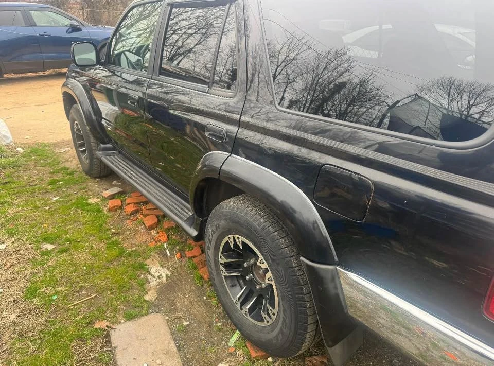 2001 Toyota 4Runner 3rd Gen - Image 4 of 5