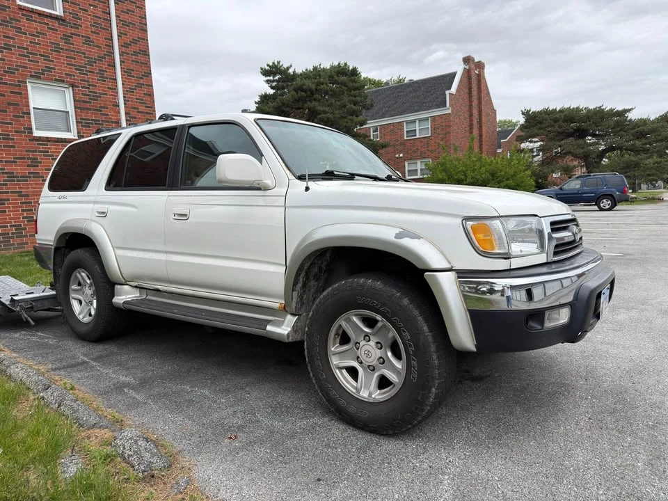 2001 Toyota 4Runner 3rd Gen - Image 4 of 14