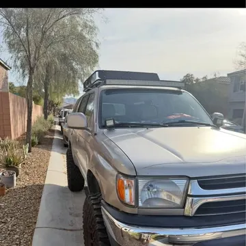 2001 Toyota 4Runner SR5 Sport Utility 4D