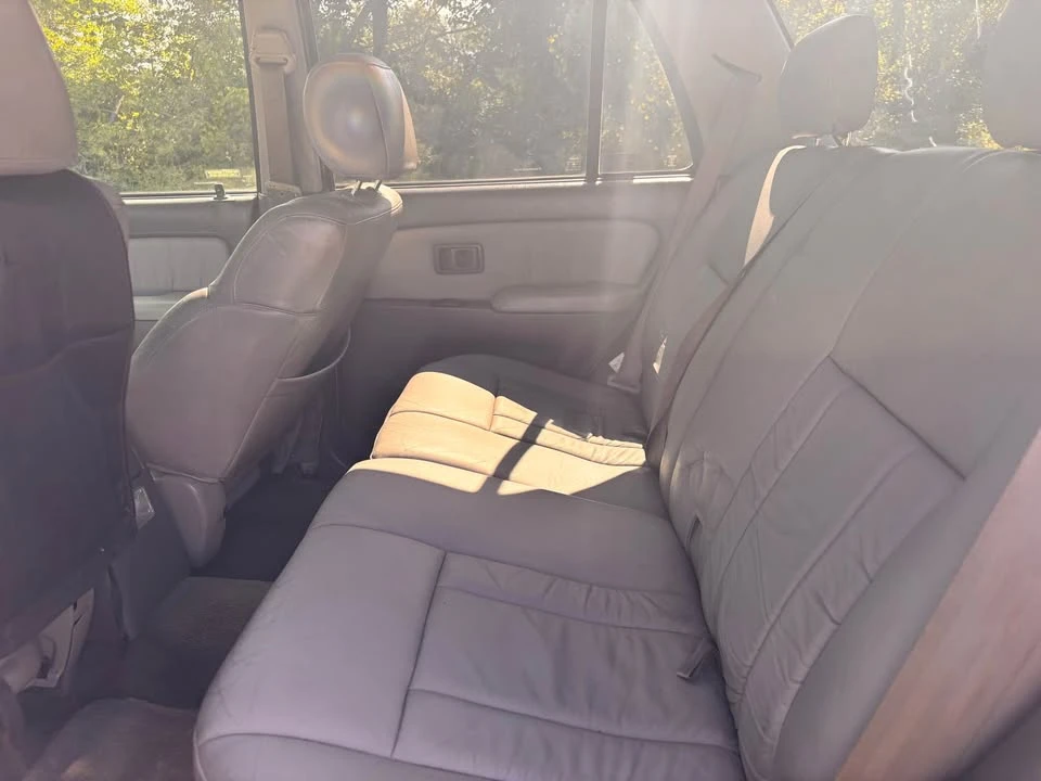 2001 Toyota 4Runner 3rd Gen - Image 6 of 12