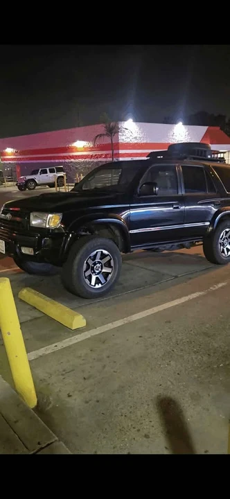 2001 Toyota 4Runner 3rd Gen - Image 2 of 4