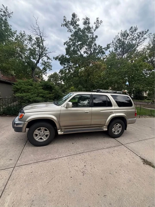 2001 Toyota 4Runner 3rd Gen - Image 4 of 20