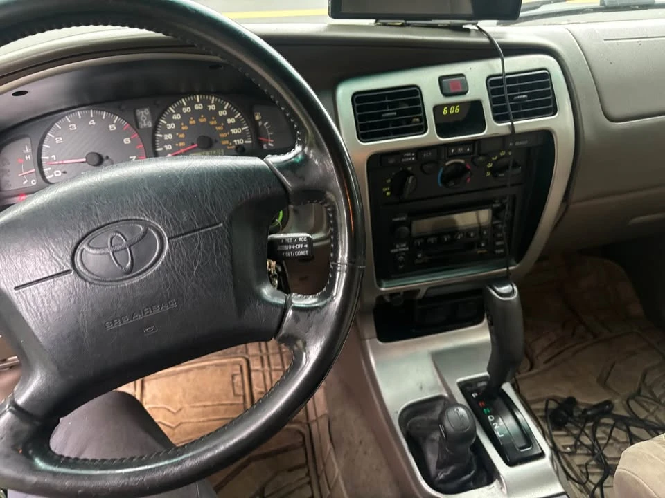 2001 Toyota 4Runner 3rd Gen - Image 4 of 19