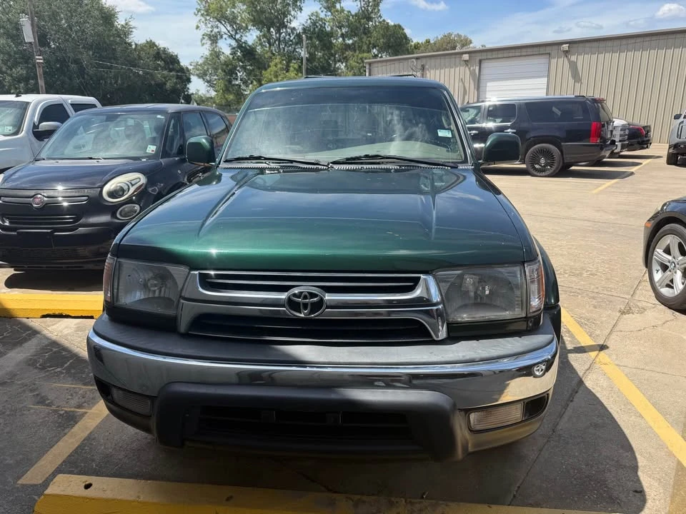2001 Toyota 4Runner 3rd Gen - Image 2 of 12