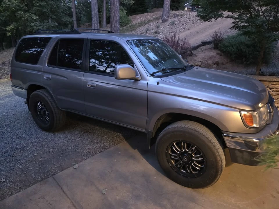 2001 Toyota 4Runner 3rd Gen - Image 3 of 5