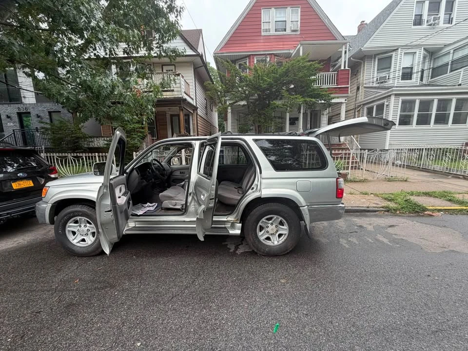 2001 Toyota 4Runner 3rd Gen - Image 9 of 9
