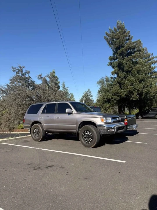 2001 Toyota 4Runner 3rd Gen - Image 2 of 5