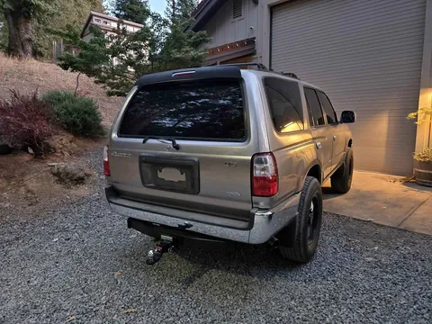 2001 Toyota 4Runner SR5 Sport Utility 4D