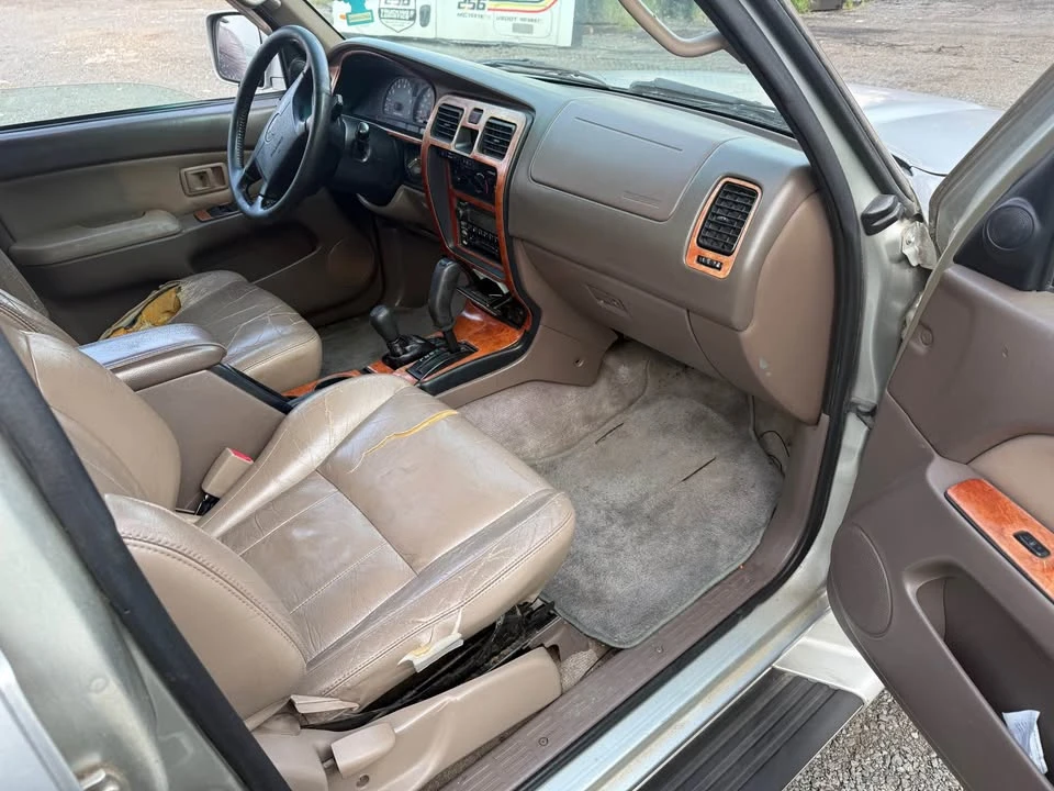 2001 Toyota 4Runner 3rd Gen - Image 6 of 9