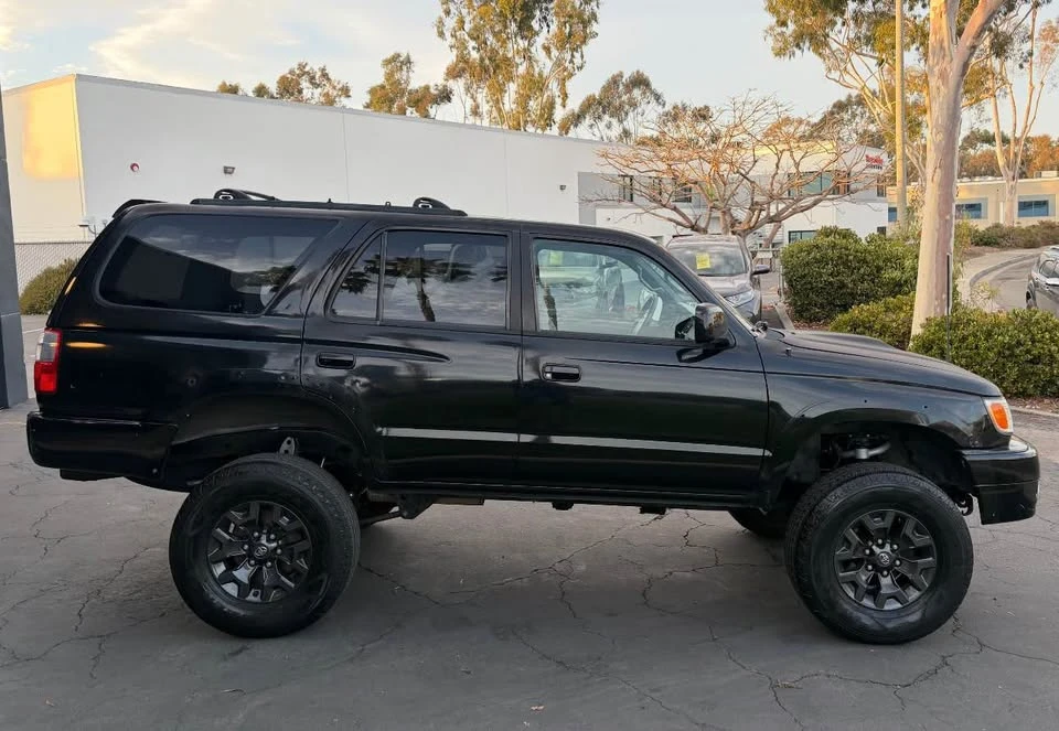 2001 Toyota 4Runner 3rd Gen - Image 5 of 14