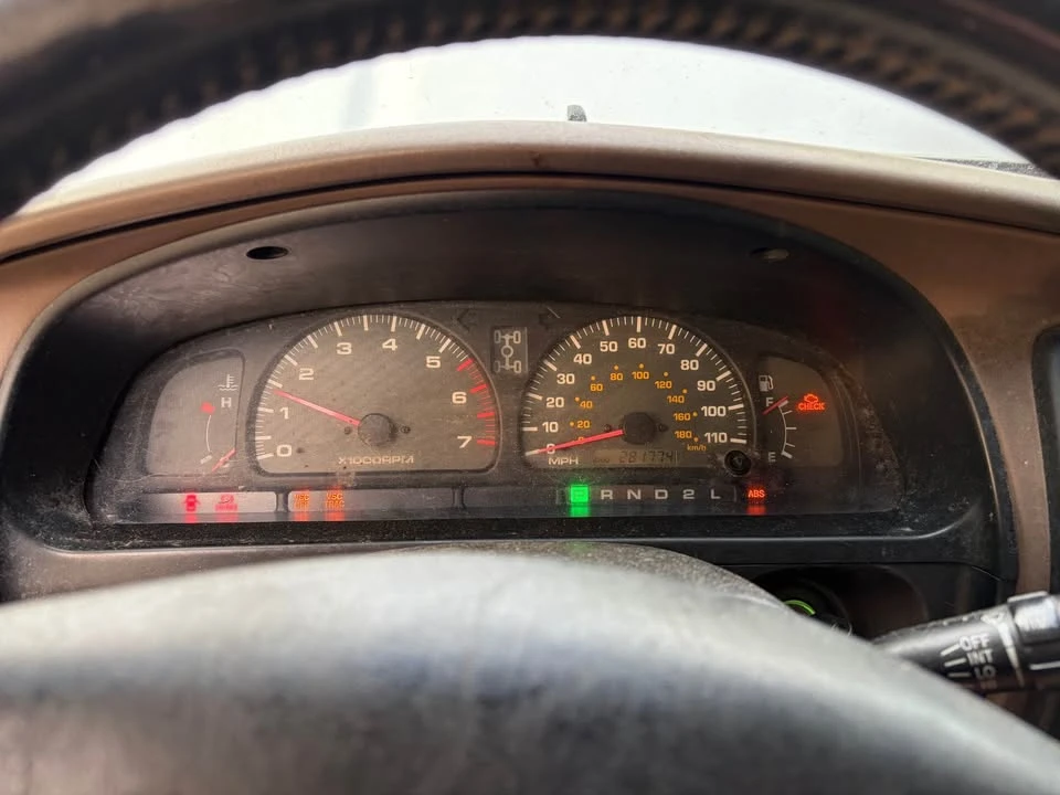 2001 Toyota 4Runner 3rd Gen - Image 2 of 4