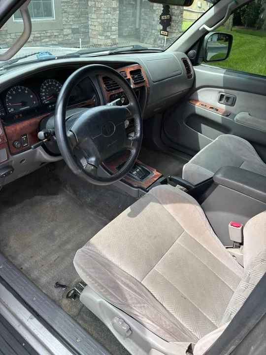 2001 Toyota 4Runner 3rd Gen - Image 4 of 8