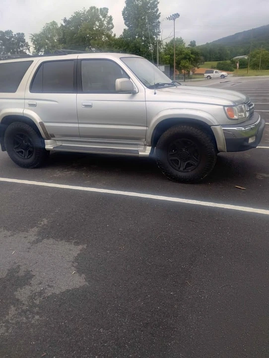 2001 Toyota 4Runner 3rd Gen - Image 2 of 3