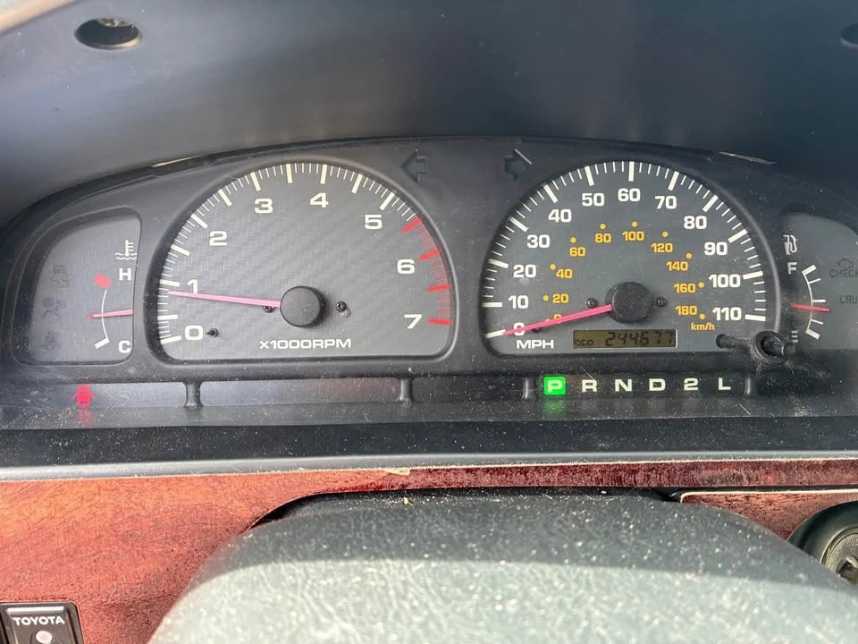 2001 Toyota 4Runner 3rd Gen - Image 6 of 8