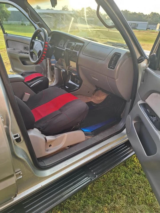 2001 Toyota 4Runner 3rd Gen - Image 7 of 9