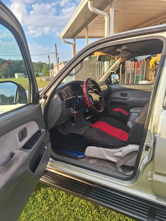 2001 Toyota 4Runner 3rd Gen - Image 4 of 9