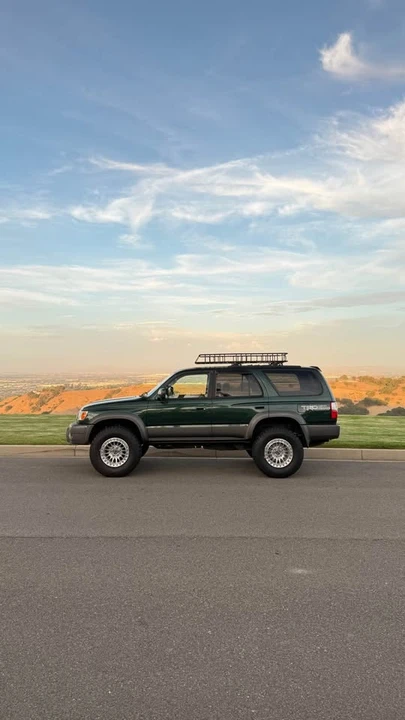 2001 Toyota 4Runner 3rd Gen - Image 4 of 9