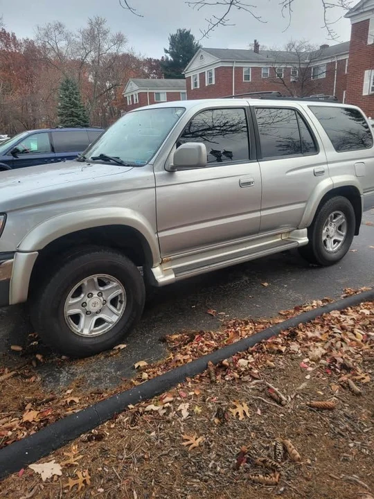 2001 Toyota 4Runner 3rd Gen - Image 2 of 6