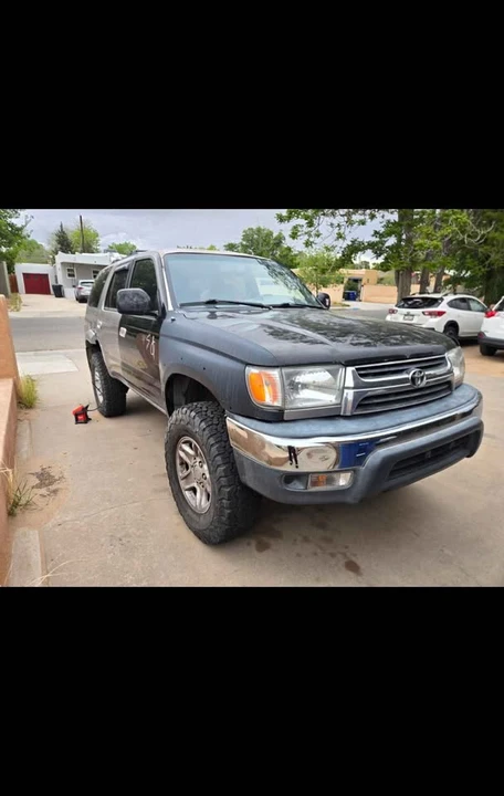 2001 Toyota 4Runner 3rd Gen - Image 2 of 11