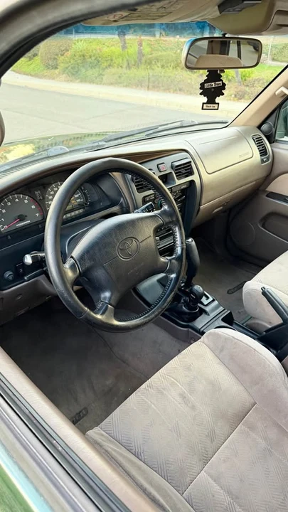 2001 Toyota 4Runner 3rd Gen - Image 8 of 9