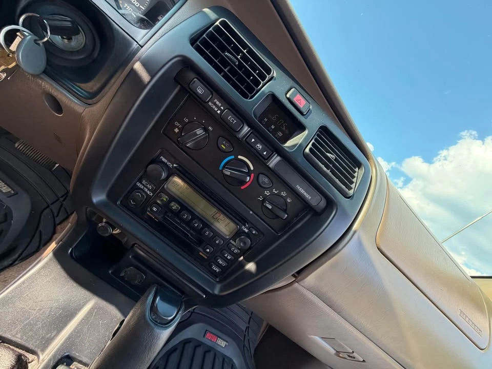 2001 Toyota 4Runner 3rd Gen - Image 9 of 19