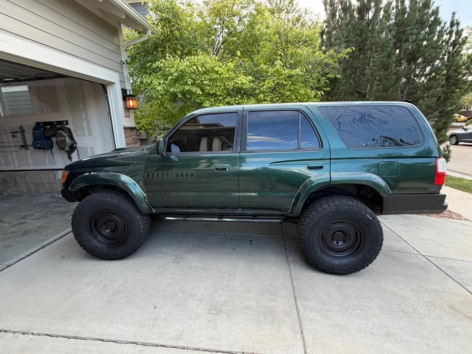 2001 Toyota 4Runner 3rd Gen - Image 3 of 9