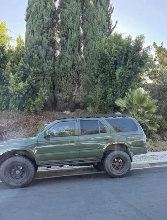2001 Toyota 4Runner 3rd Gen - Image 2 of 8
