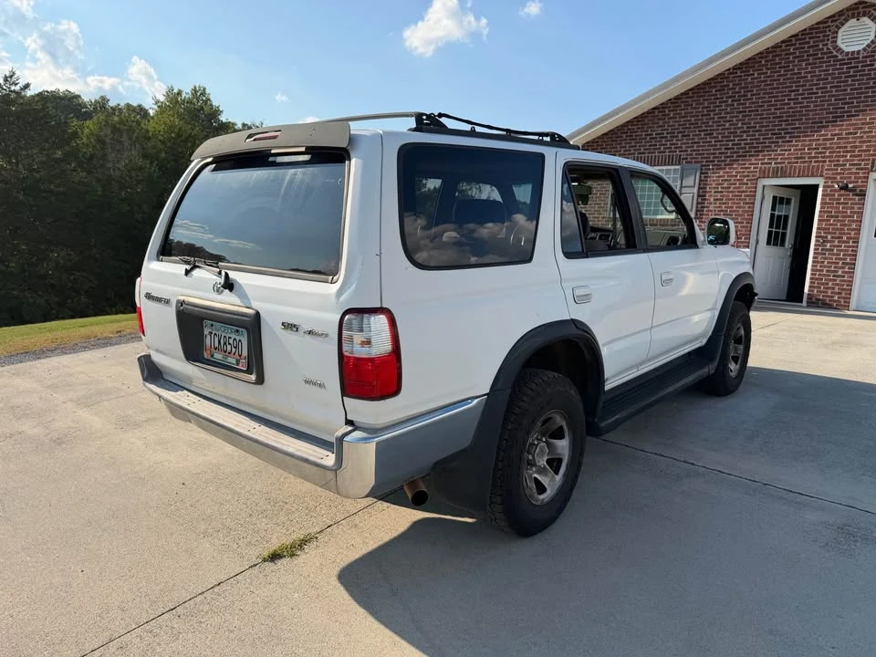 2001 Toyota 4Runner 3rd Gen - Image 5 of 19